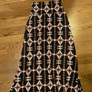 Size small multi patterned maxi skirt